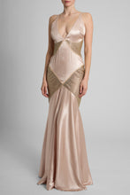 Load image into Gallery viewer, Long dress with open back